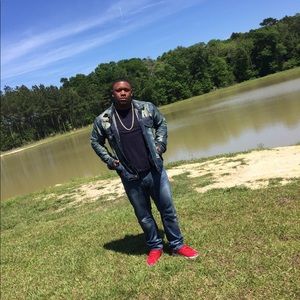 Meet your Posher, Davon